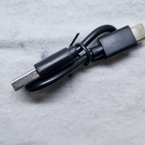 USB-A to C 케이블