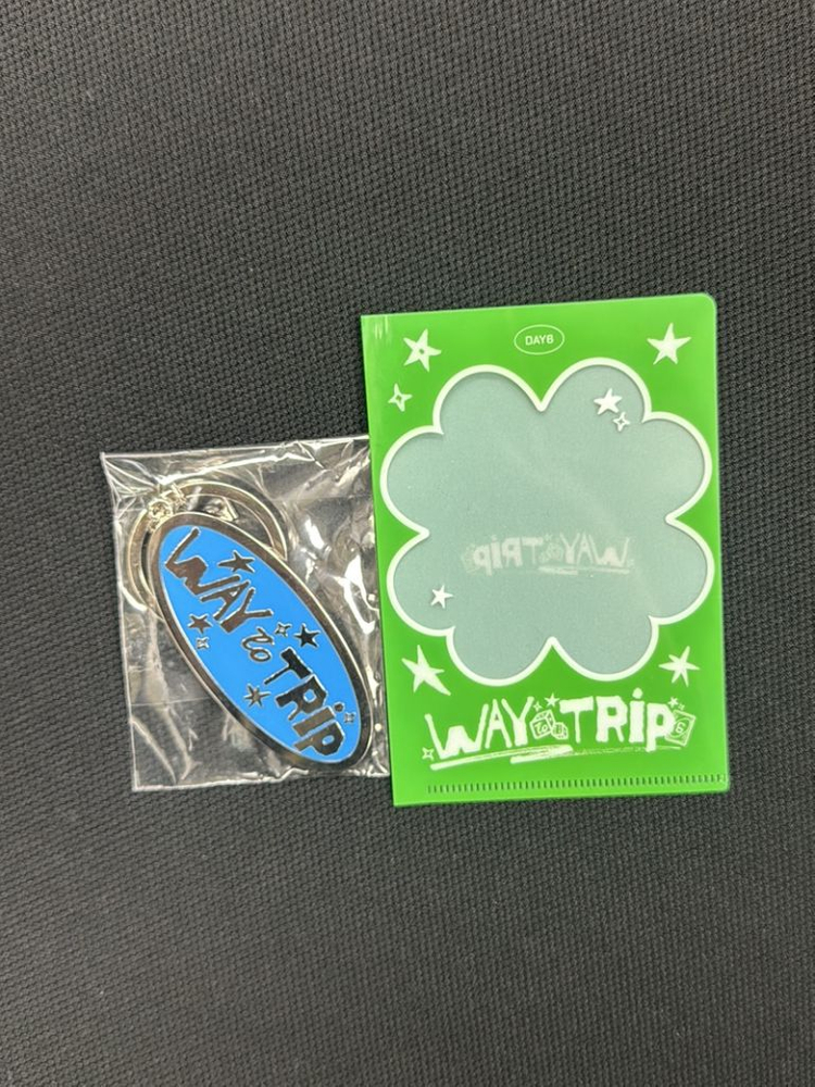 데이식스 시즌그리팅 키링,L홀더 이미지