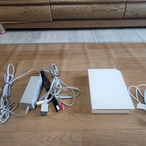 닌텐도 wii 판매합니다.