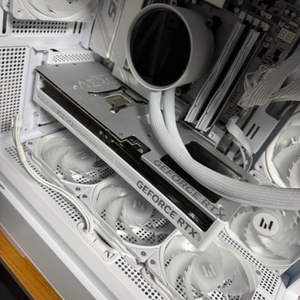 RTX 5080 AERO 판매합니다