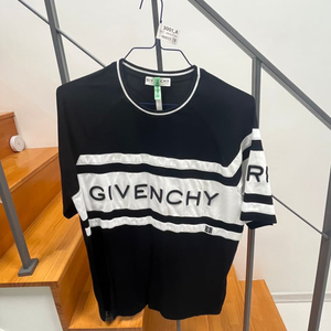 지방시 반팔티셔츠 남성