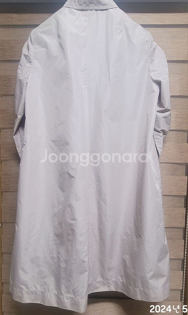 (새상품급) 프라다 원단 바바리--1