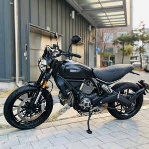 두카티 스크램블러 풀스로틀 판매