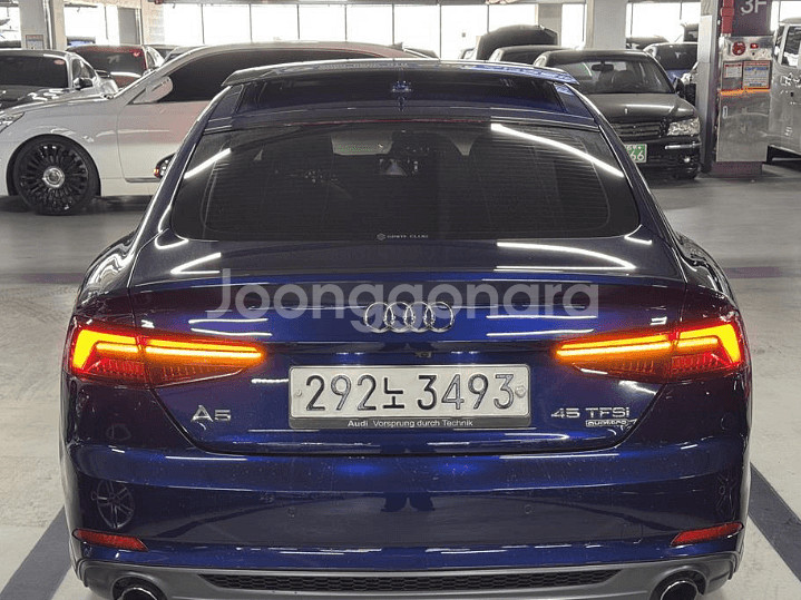 @19년 A5 45 TFSI 콰트로 프리미엄 스포트백--1