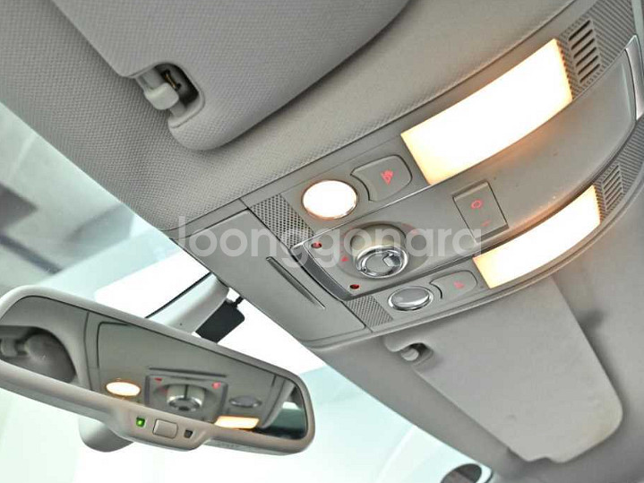 211년 뉴A6 3.0 TFSI 콰트로 S-LINE--6