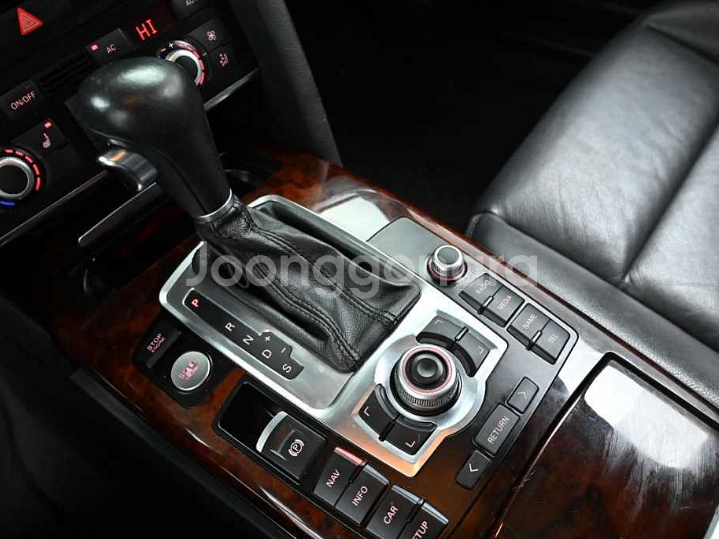 211년 뉴A6 3.0 TFSI 콰트로 S-LINE--8
