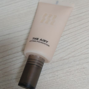 머지 더 에어리 피팅 파운데이션