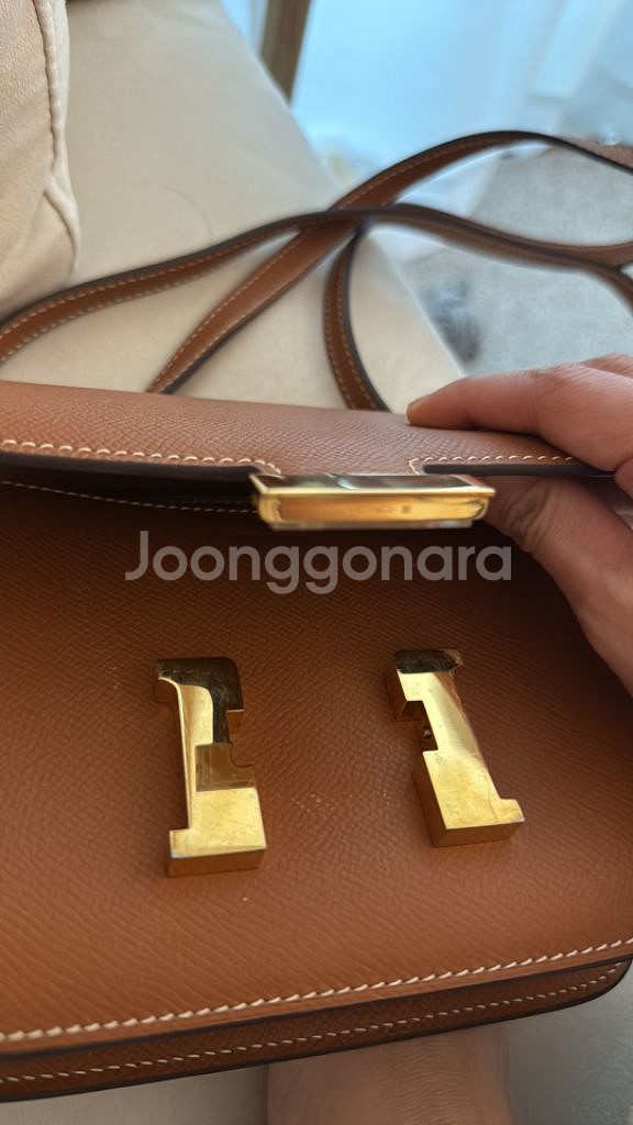 에르 콘스탄틴 가방 에이치백 로고--1
