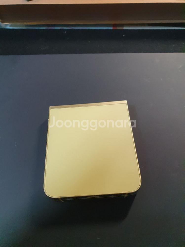 갤럭시 Z플립6 옐로우 256G 상태최상!!--4