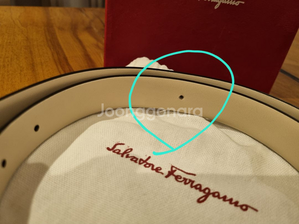 페라가모 양면 벨트 여성--2