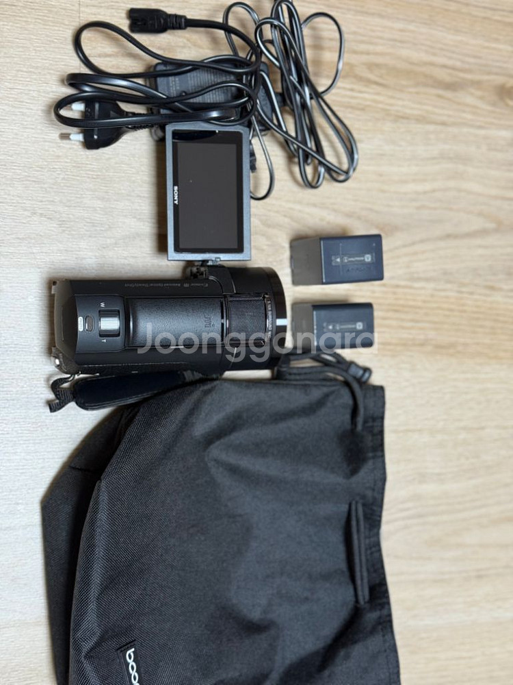 소니 캠코더 ax43a+배터리 2개--0