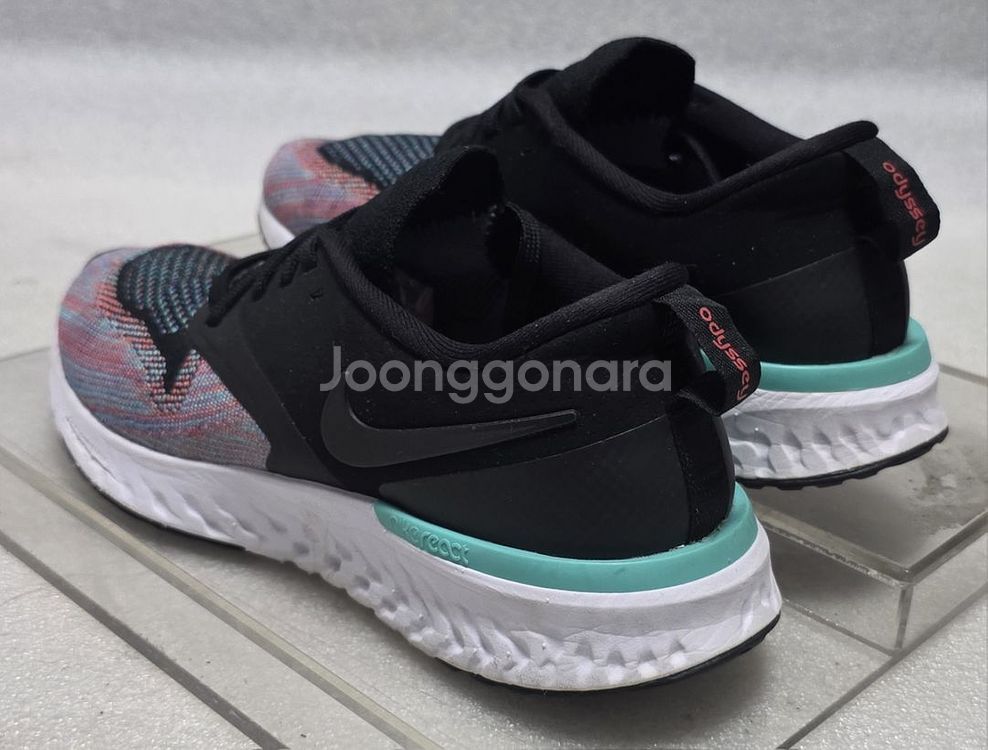나이키 Nike 오디세이 리액트 2 러닝화 여성 235--2