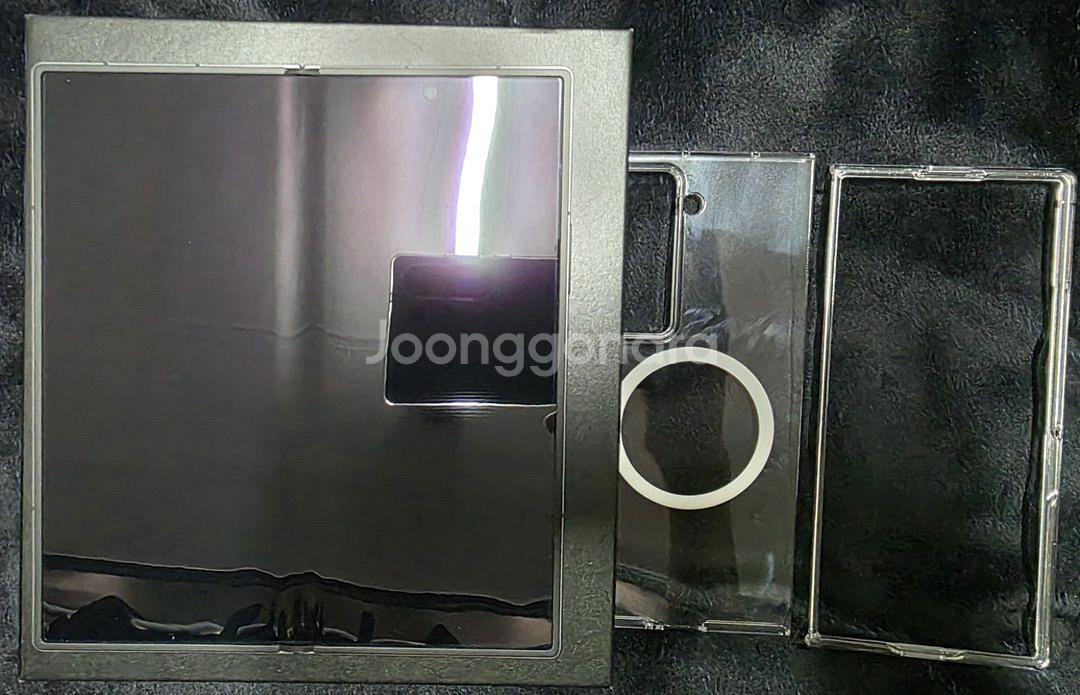 갤럭시 z폴드 스페셜 에디션--1