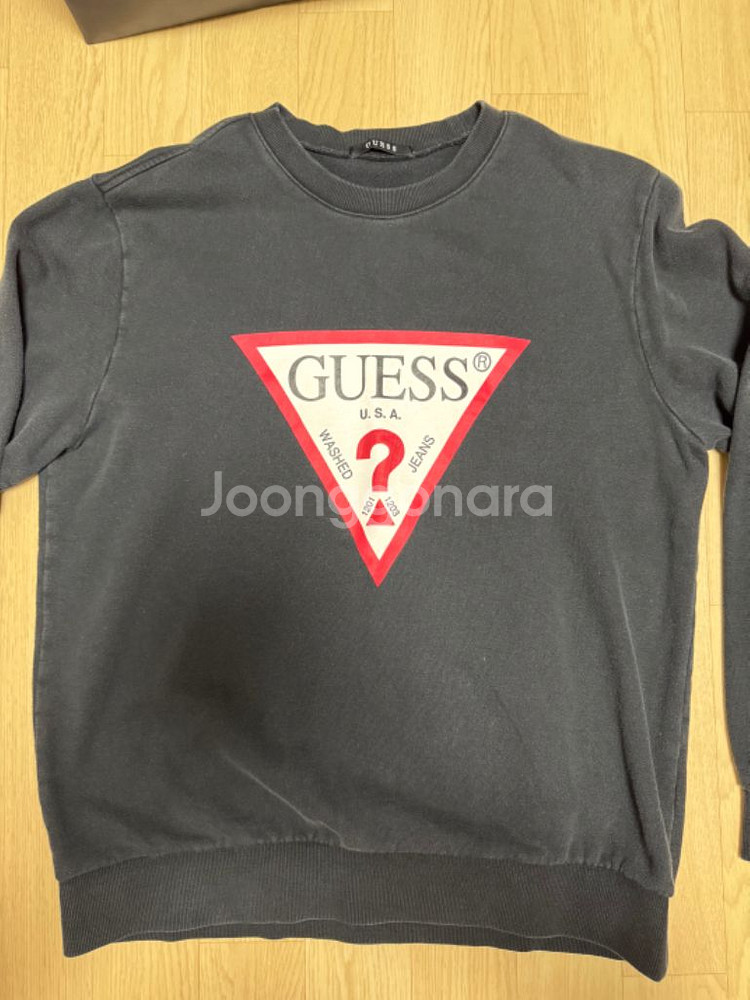 GUESS 맨투맨--0