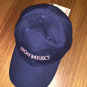 프랑스 파리 메르시 merci 모자 카리나 모자