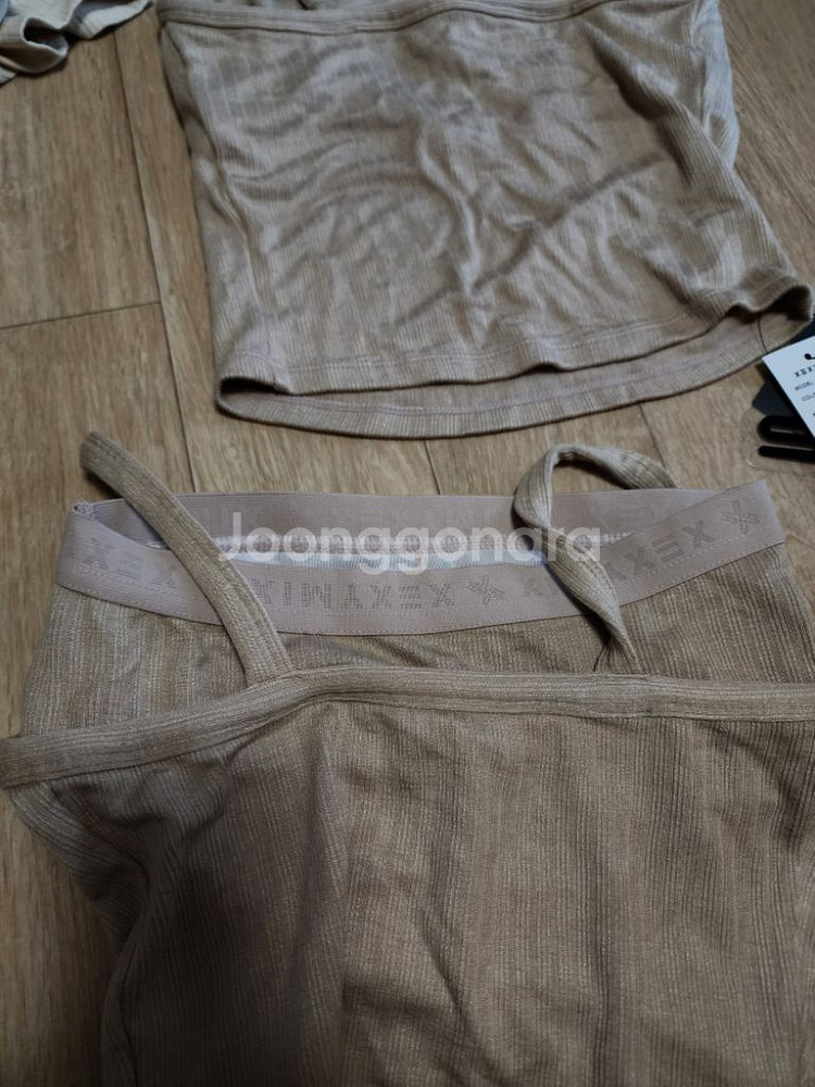 (새상품) 젝시믹스 기능성 요가 필라테스복 여성상의--4