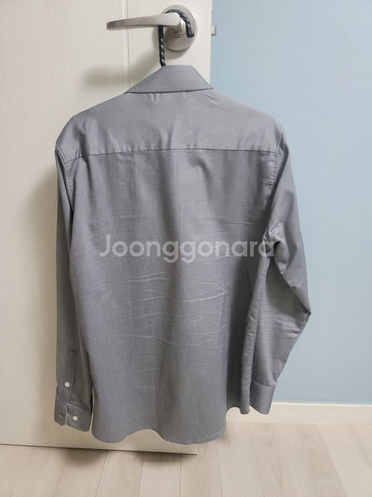 [톰브라운] 그레이 와이셔츠 팔아요--1
