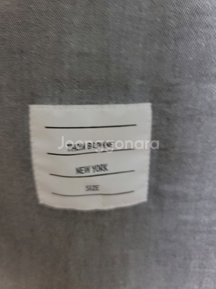 [톰브라운] 그레이 와이셔츠 팔아요--3