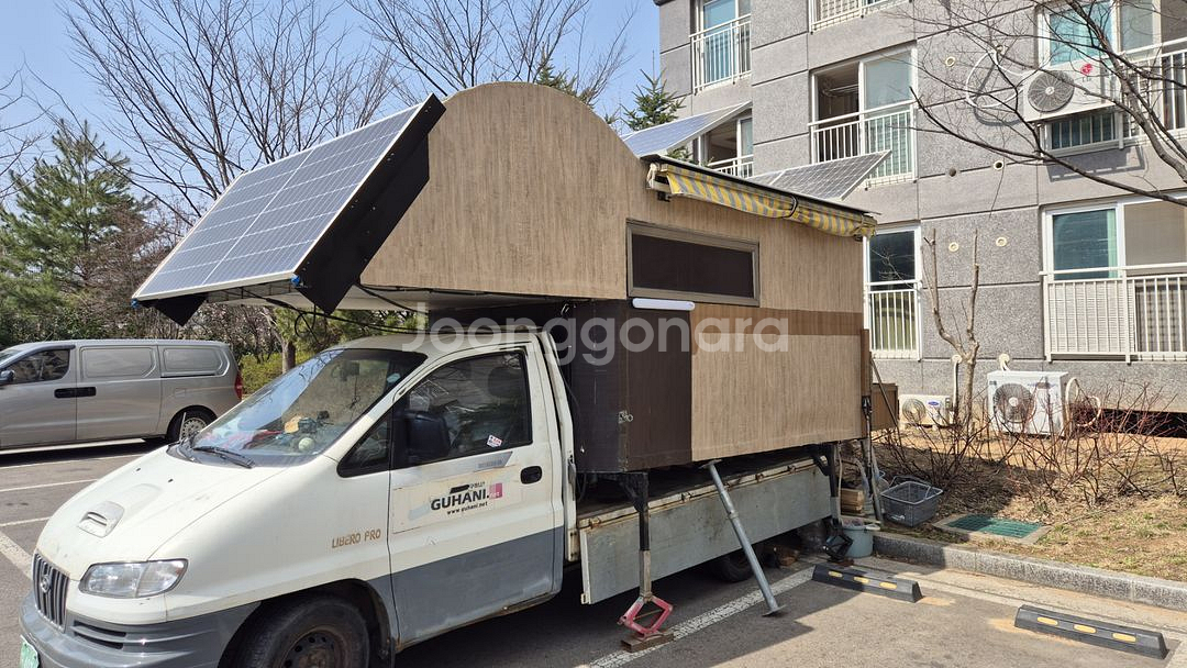 트럭캠퍼 캠핑카 판매 ㅡ전기 걱정없는 캠퍼--2