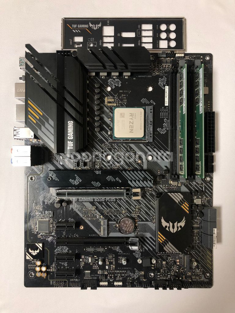TUF B550 PLUS + 램16--0