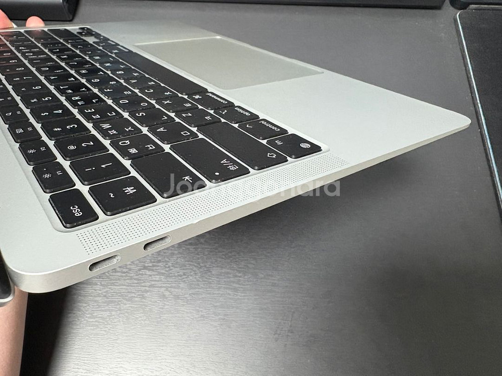 맥북에어 M1 16GB 512GB SSD--3