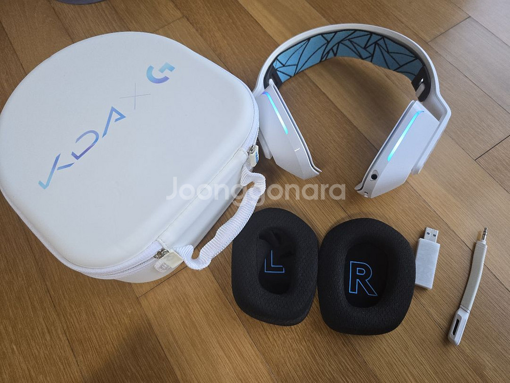로지텍 KDA G733 헤드셋 팝니다.--0