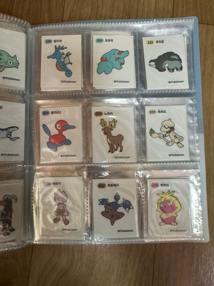 포켓몬 띠부띠부씰 띠부씰 251종팝니다 이미지