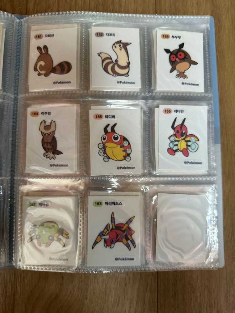 포켓몬 띠부띠부씰 띠부씰 251종팝니다 이미지