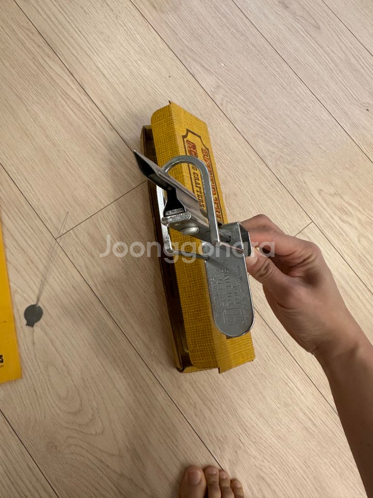 수직기, 수동 터프팅 기계--1