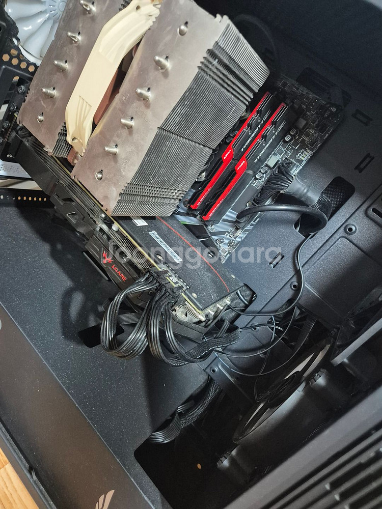 컴퓨터 본체 팝니다. i9-9900k/RTX 1080--1