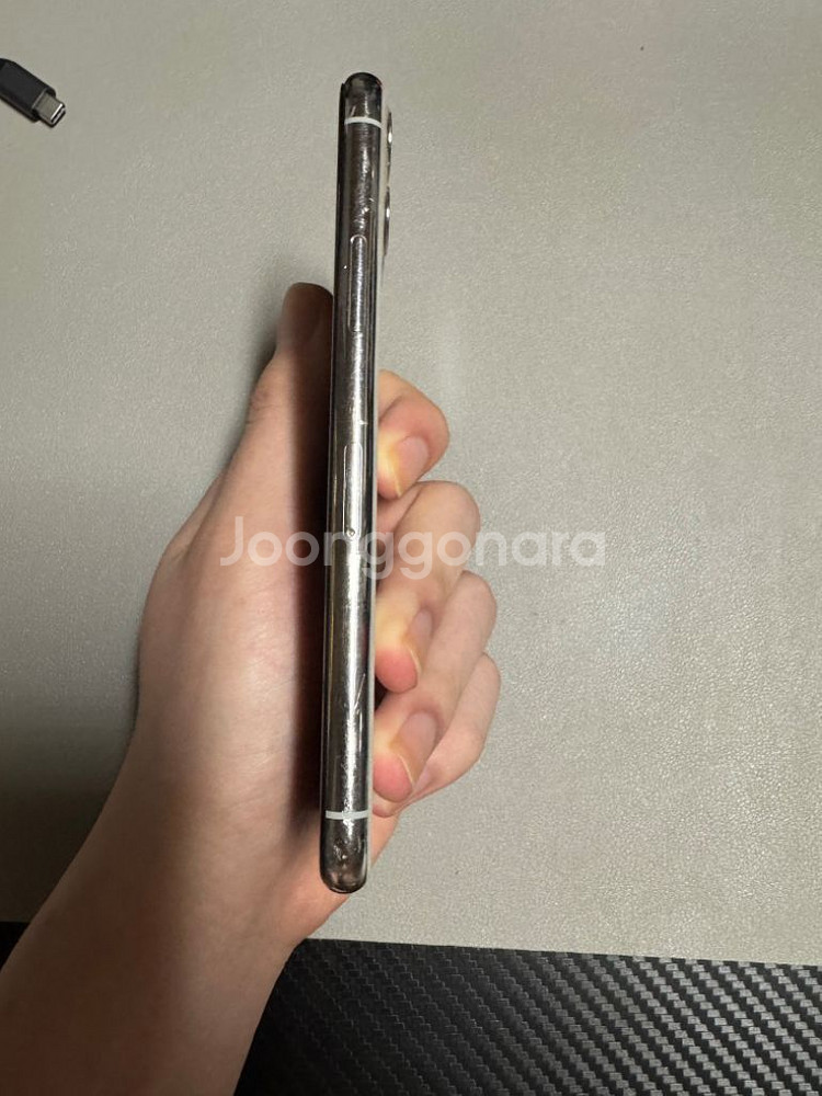 아이폰11프로 실버 64GB--6
