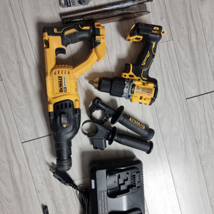 디월트 충전드릴DCD805, 앙카드릴DCH133