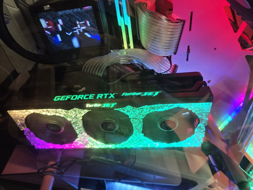 RTX3070 보석바 팝니다.터보젯--1