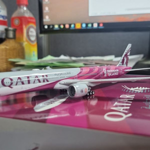Qatar B777-300ER A7-BEB FIFA