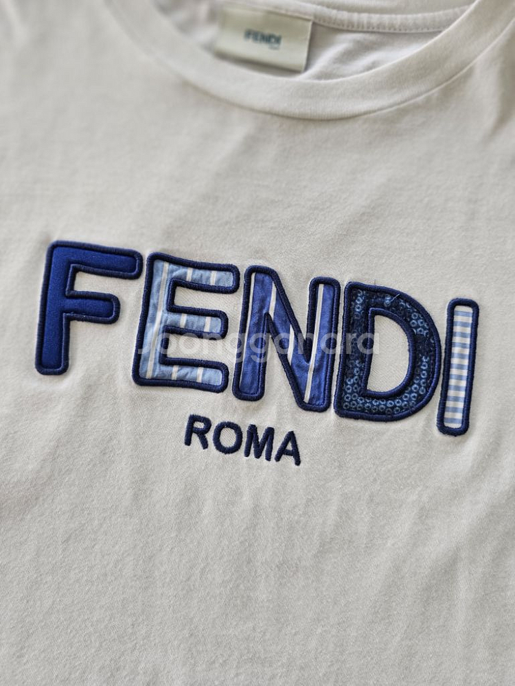 펜디키즈 스팽글티셔츠 12y 55맘가능--2