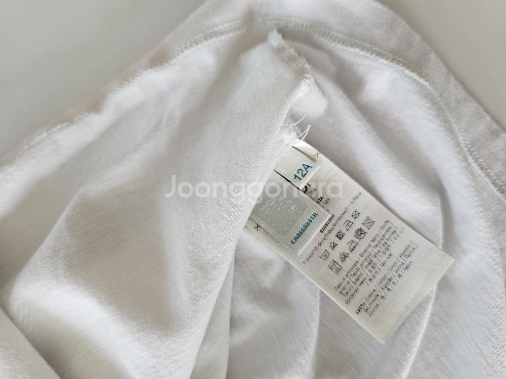 펜디키즈 스팽글티셔츠 12y 55맘가능--3