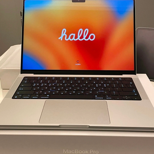 맥북 프로 M2 14인치 16GB 1TB 애케플