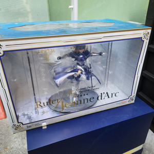 페이트 스케일 피규어 판매합니다.(잔다르크 세이버 등등