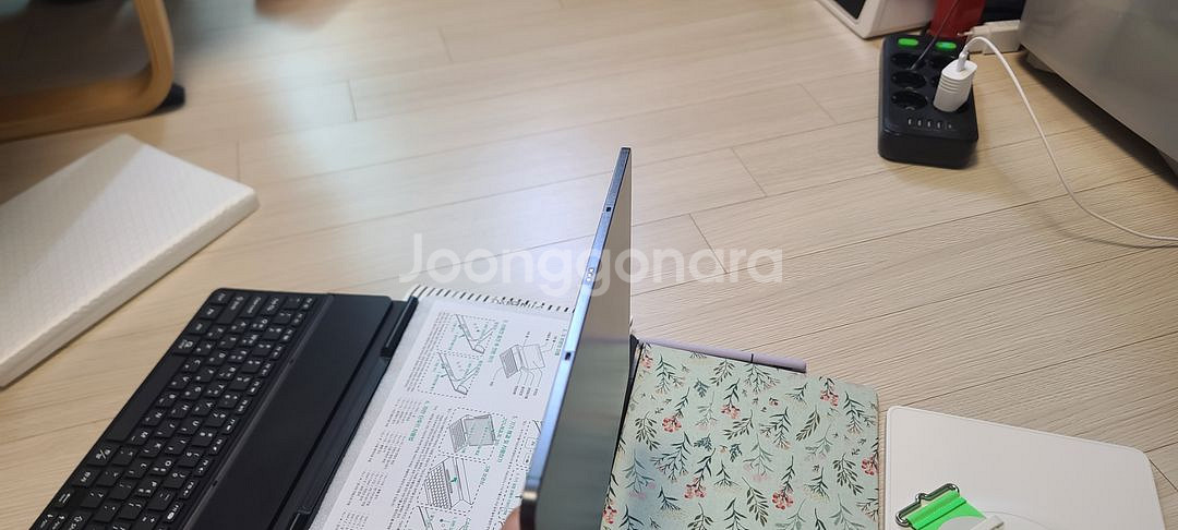 갤럭시 탭 s8+ (플러스) 5g 판매합니다.--7