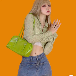 키오 숄더백 그린 새상품