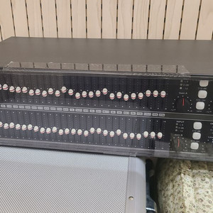 마스터오디오 GE230 이퀄라이저