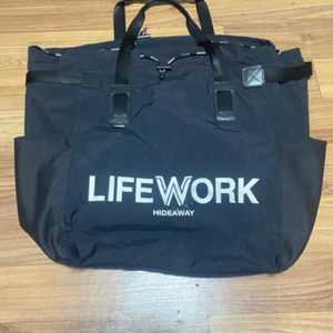 LIFEWORK HIDEAWAY 토트백라이프워크 에센셜