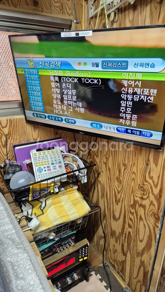 트럭캠퍼 캠핑카 판매 ㅡ전기 걱정없는 캠퍼--7