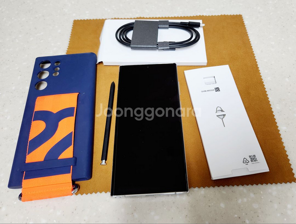 s22울트라 256 화이트--18