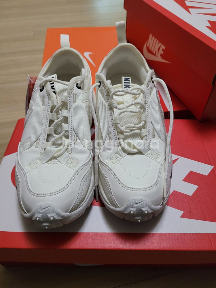 새상품 나이키 TC7900 운동화 스니커즈 245mm--4