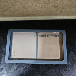 에뛰드 그림자 쉐딩3호 재조명