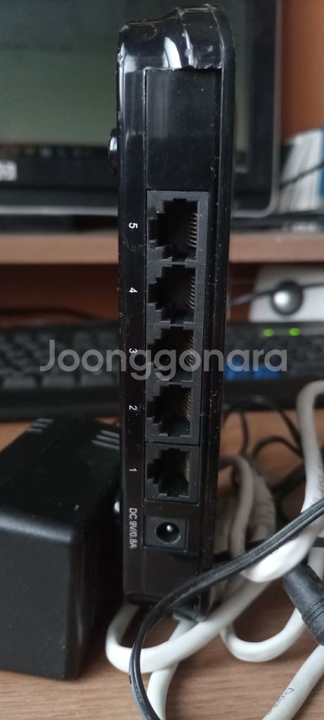 인터넷 스위칭 허브(5포트) +어댑터 +랜선, hub--1