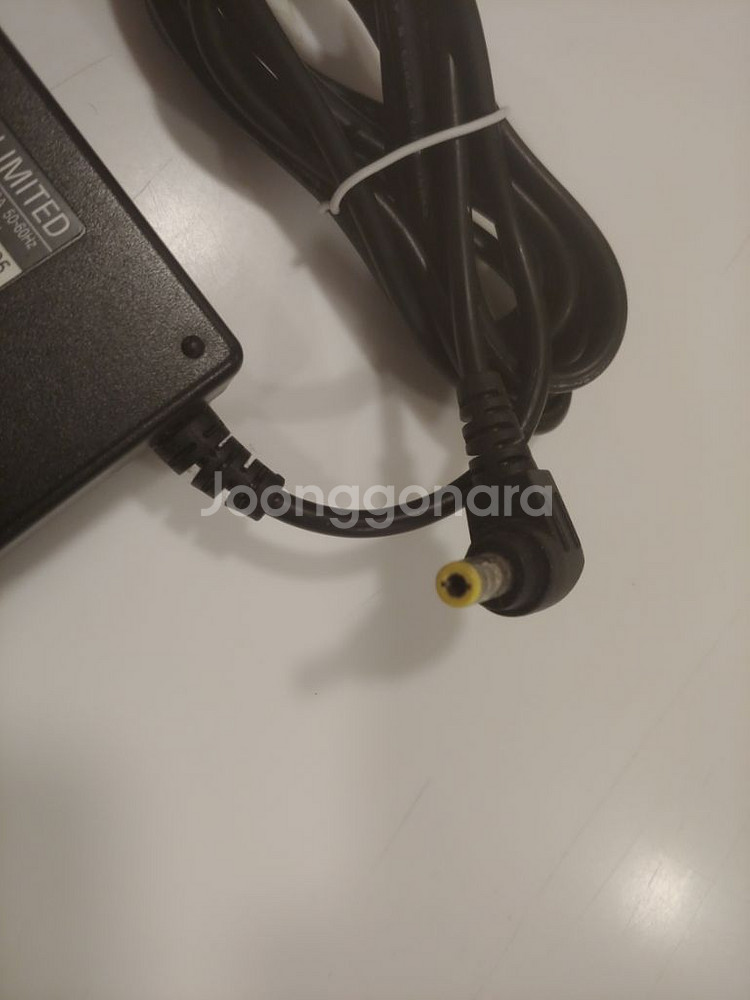 후지쯔 19v 4.22a 어댑터 아답터--2