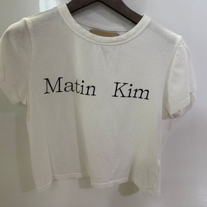 마뗑킴 크롭티셔츠