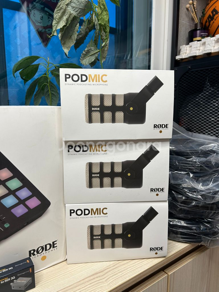 (새상품)RODE CASTER PRO& 마이크설비--2